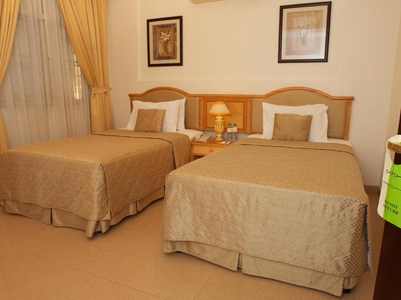 Nuzha Hotel Apartments Маскат Экстерьер фото