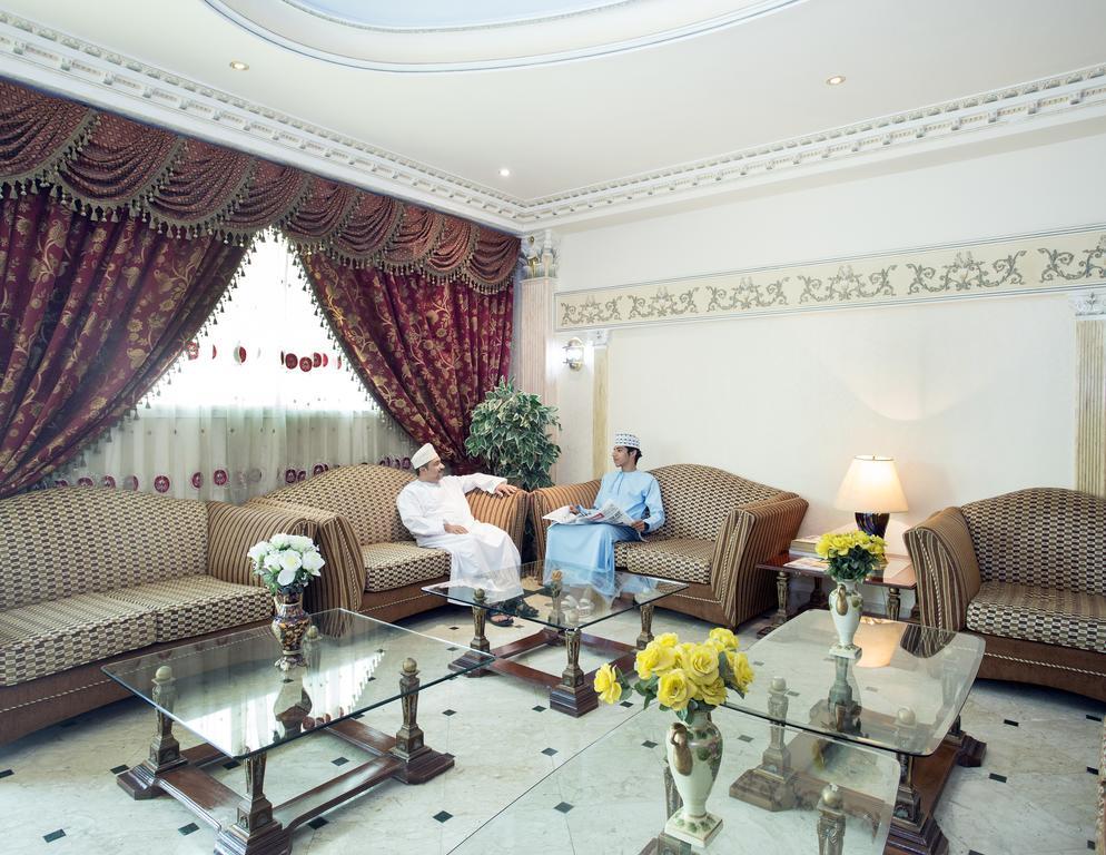 Nuzha Hotel Apartments Маскат Экстерьер фото